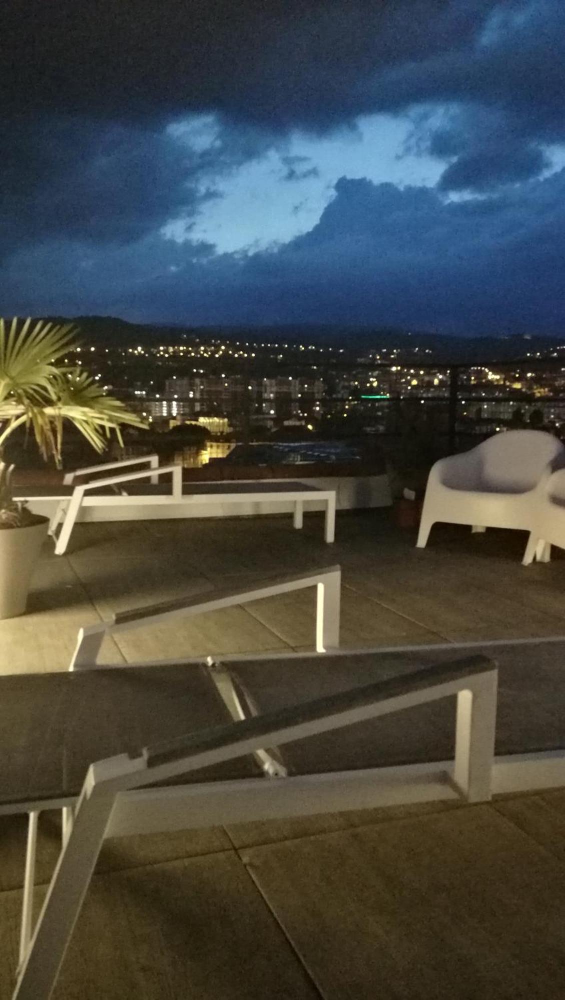 5&5 Rooftop Clermont-Ferrand Luaran gambar